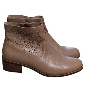 Vionic Luciana perforated dreamcatcher  chunky block heel leather ankle …